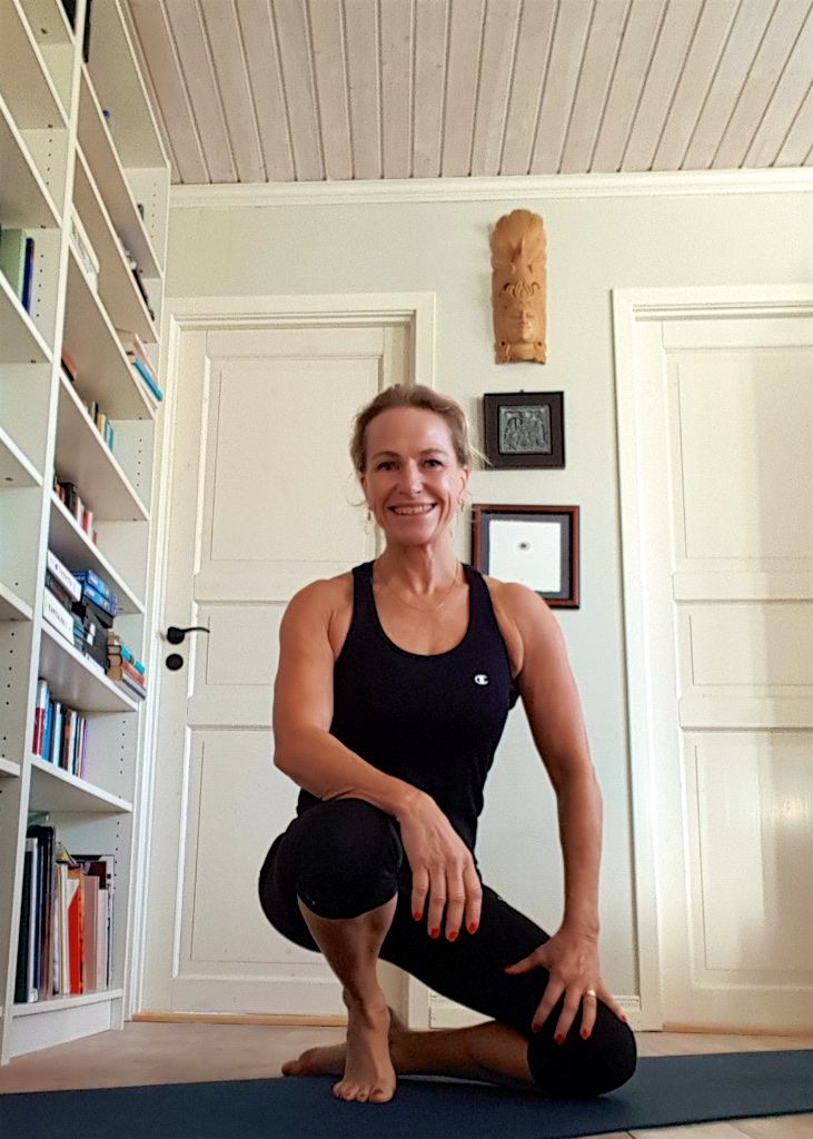 Verdens beste mageøvelse som trener HELE kroppen! Med video.