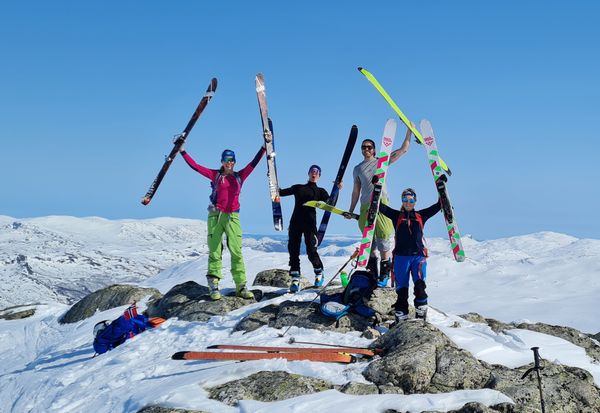 Toppturer - Kom mai du skjønne skimåned!